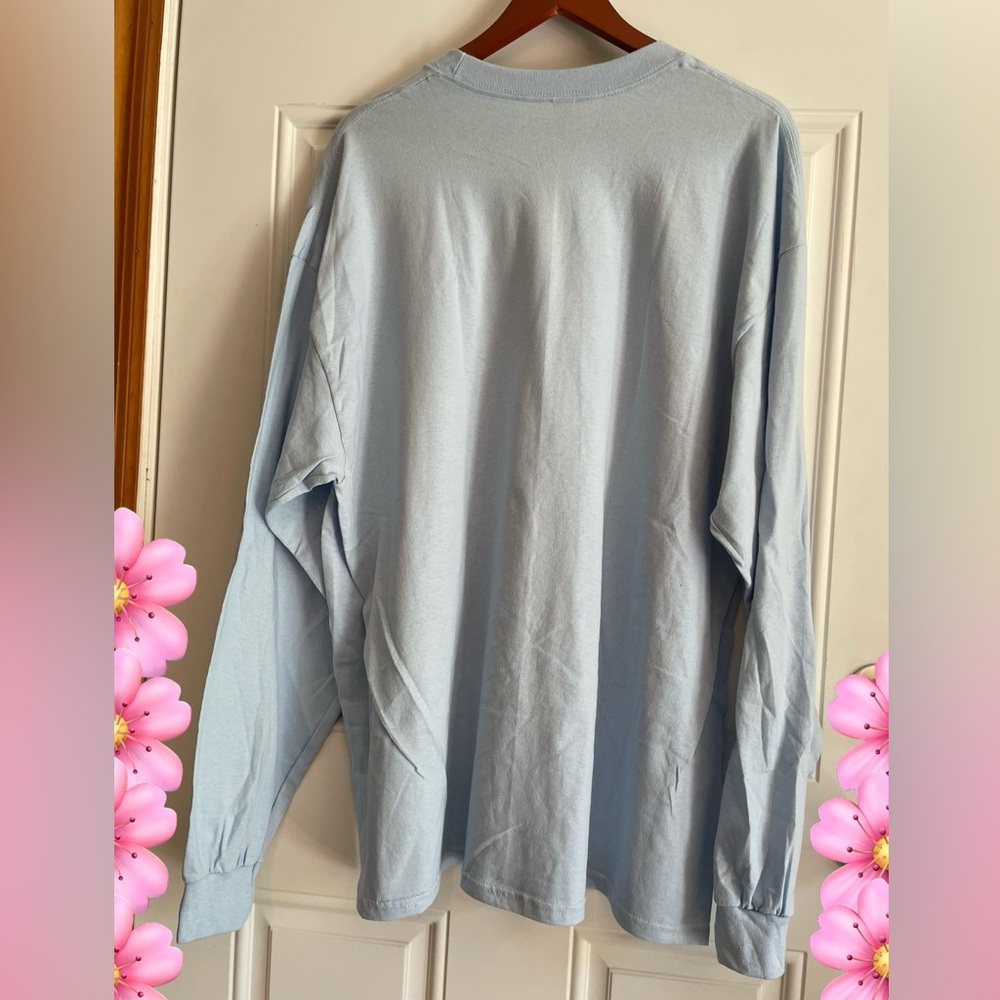 Women’s Long Sleeve Shirt. 2XL, Light Blue With A Cute Cow Print. NWOT - Picture 3 of 7
